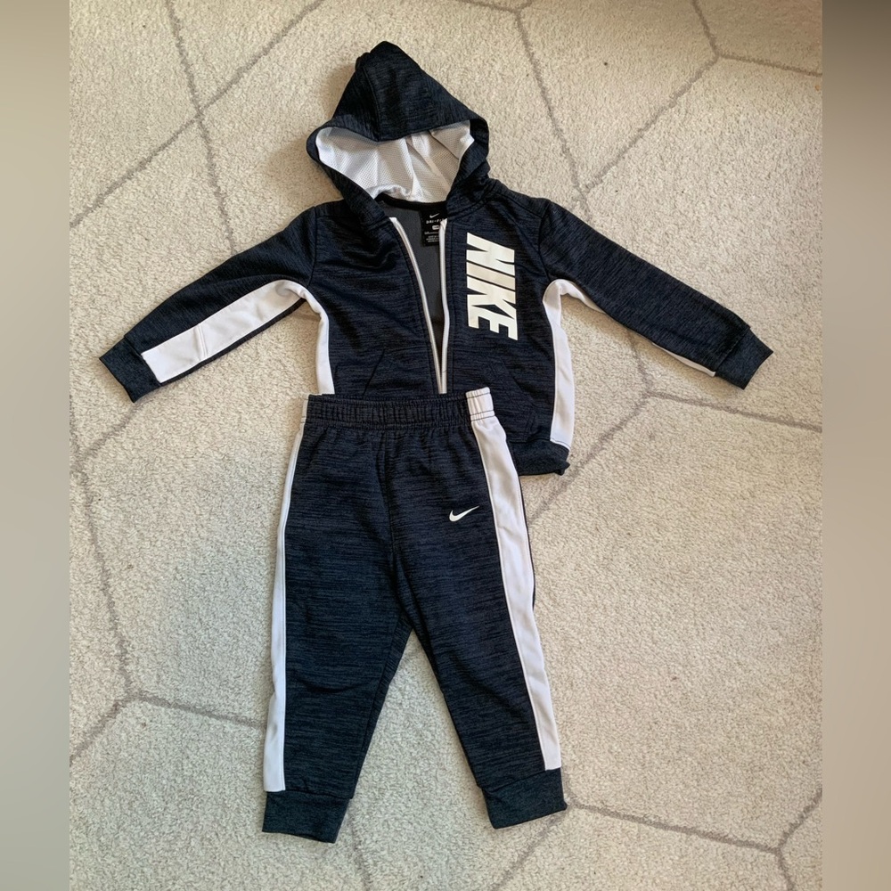 Nike Dri-Fit Baby 2 Piece Track Set 24 months